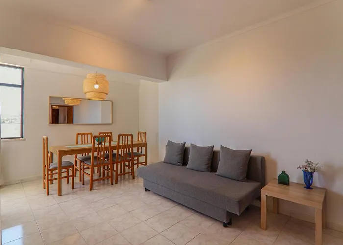 T 2torre Sol 5º2, Com Piscina شقة